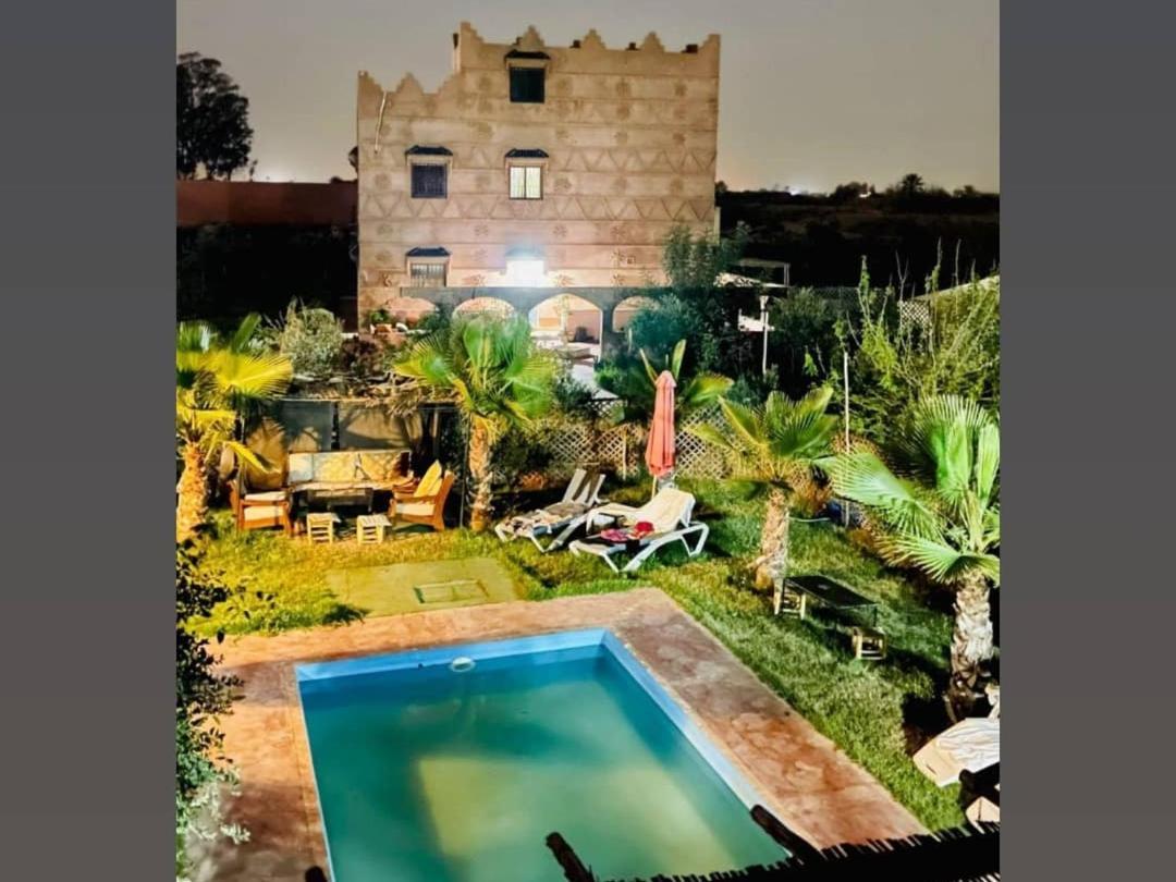 Riad Darga Rouge Ouled Bouzid Luaran gambar