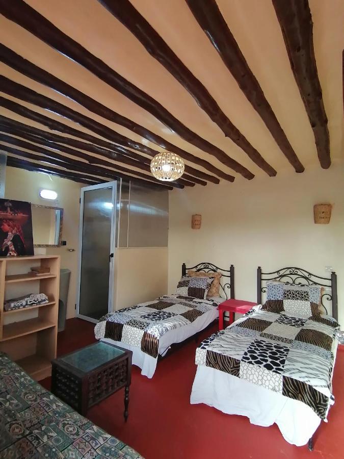 Riad Darga Rouge Ouled Bouzid Luaran gambar
