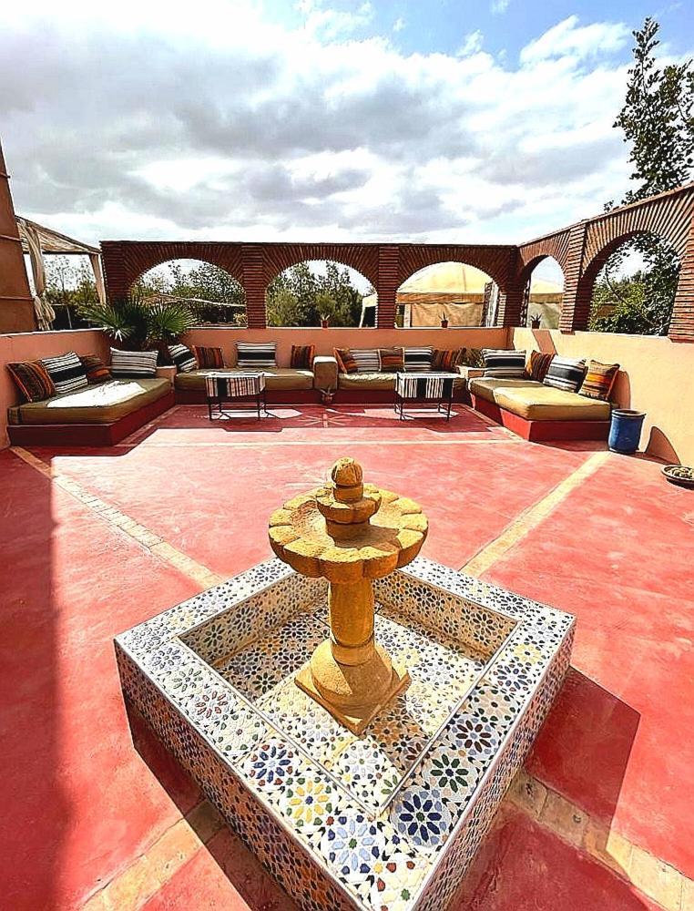 Riad Darga Rouge Ouled Bouzid Bilik gambar